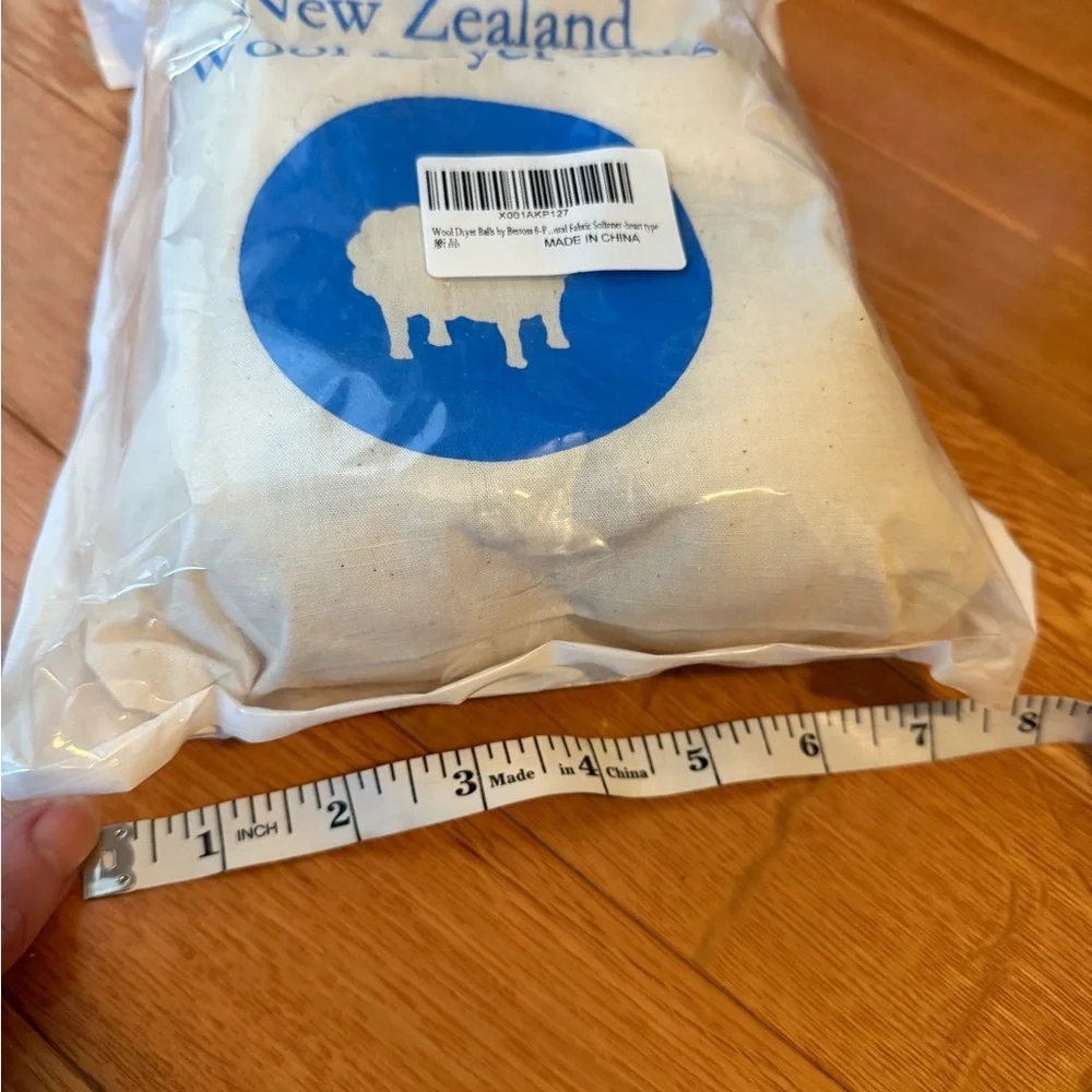 NWT New Zealand 100% Wool Dryer Balls 6 Pack